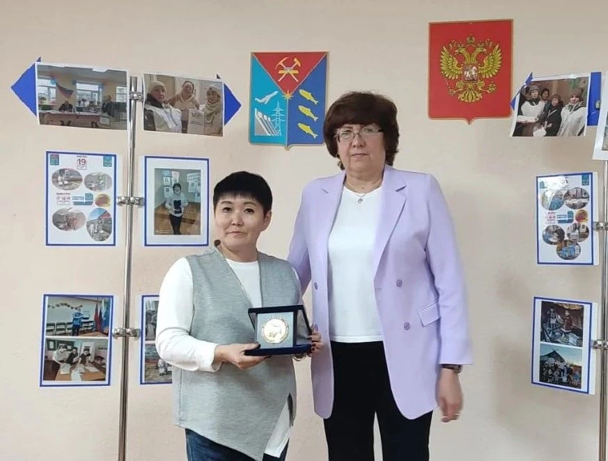 День избирательных комиссий

Члены избирательных комиссий Северо-Эвенского муниципального округа 9 и