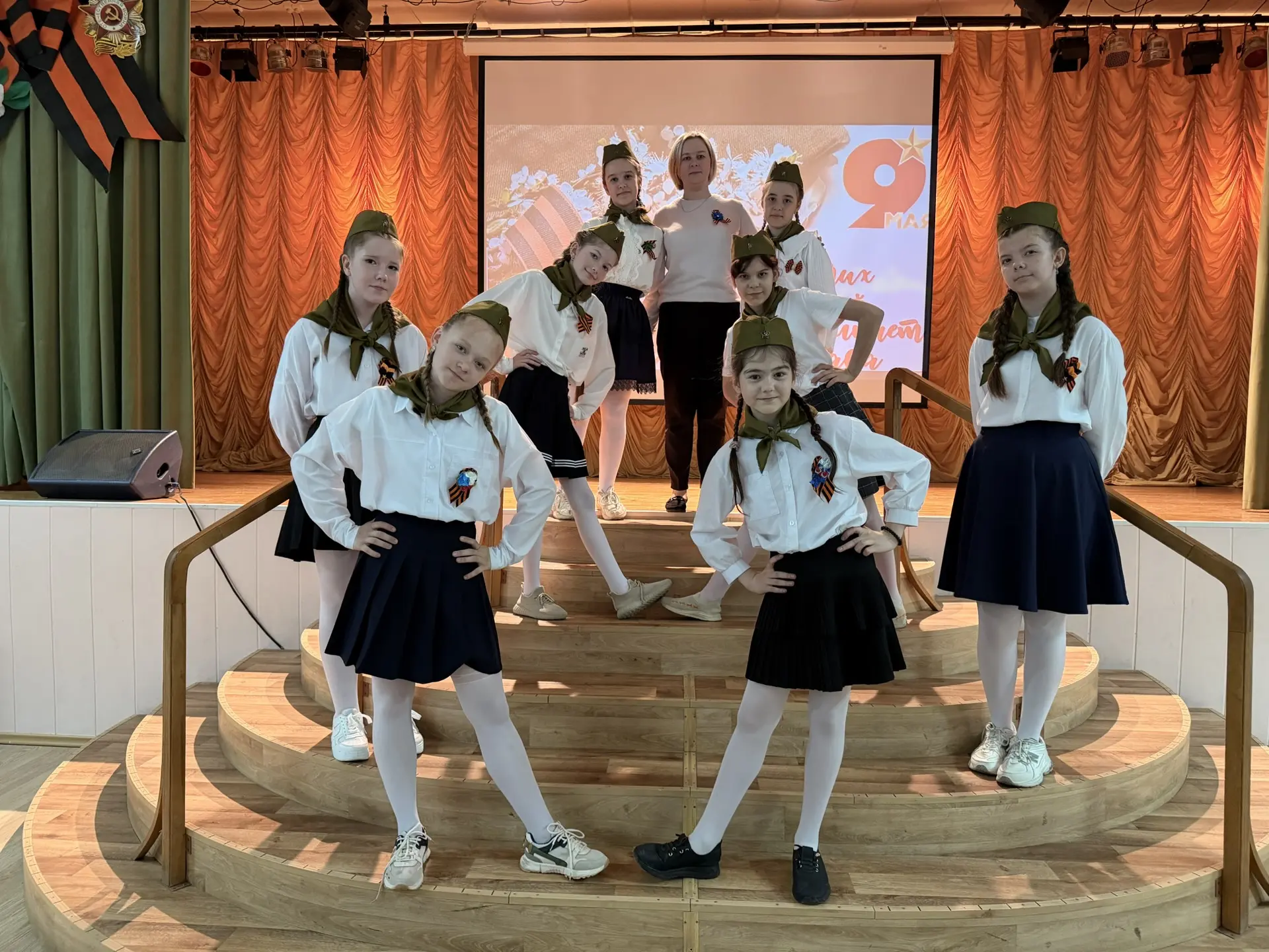 🎊Мы рады поделиться радостной новостью!   В Бердюжской школе прошел незабываемый праздничный концерт