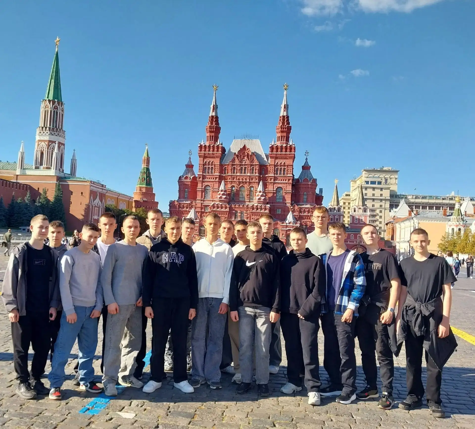 🇷🇺Кадеты 10 класса совершили  экскурсию в Москву, посвящённую изучению истории и куль...