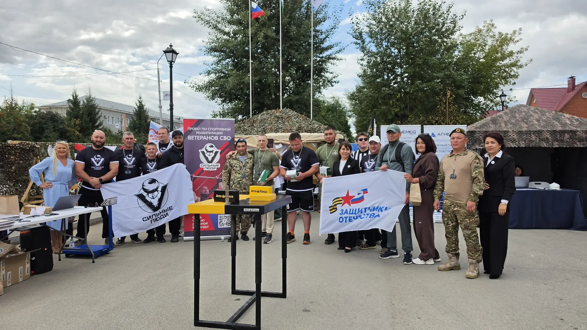 🥇 Альберт Мустафин стал победителем по армрестлингу среди ветеранов СВО «Уральская Сеч...