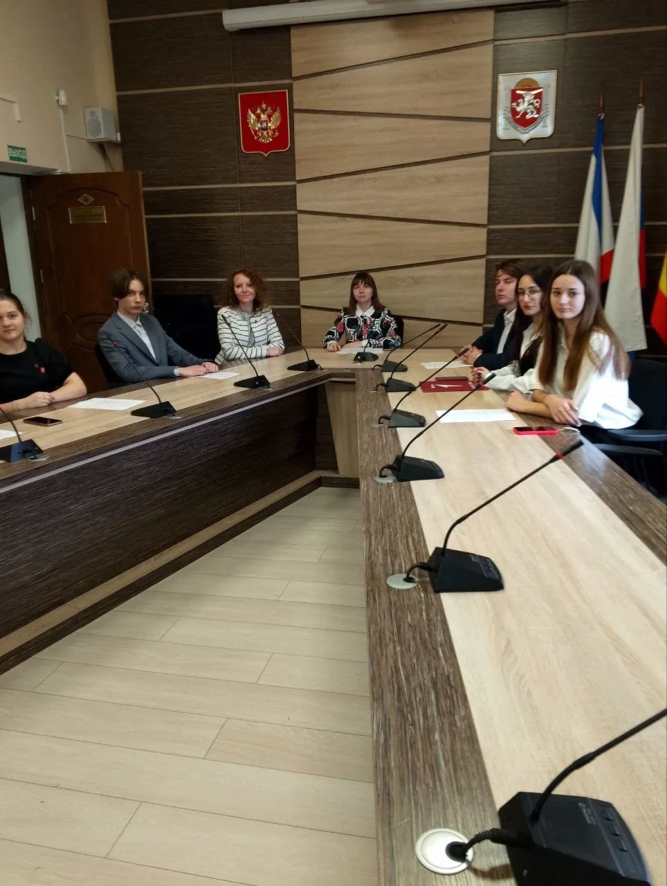 В зале заседаний Администрации города Евпатории состоялось собрание местного Совета Первых.  На меро