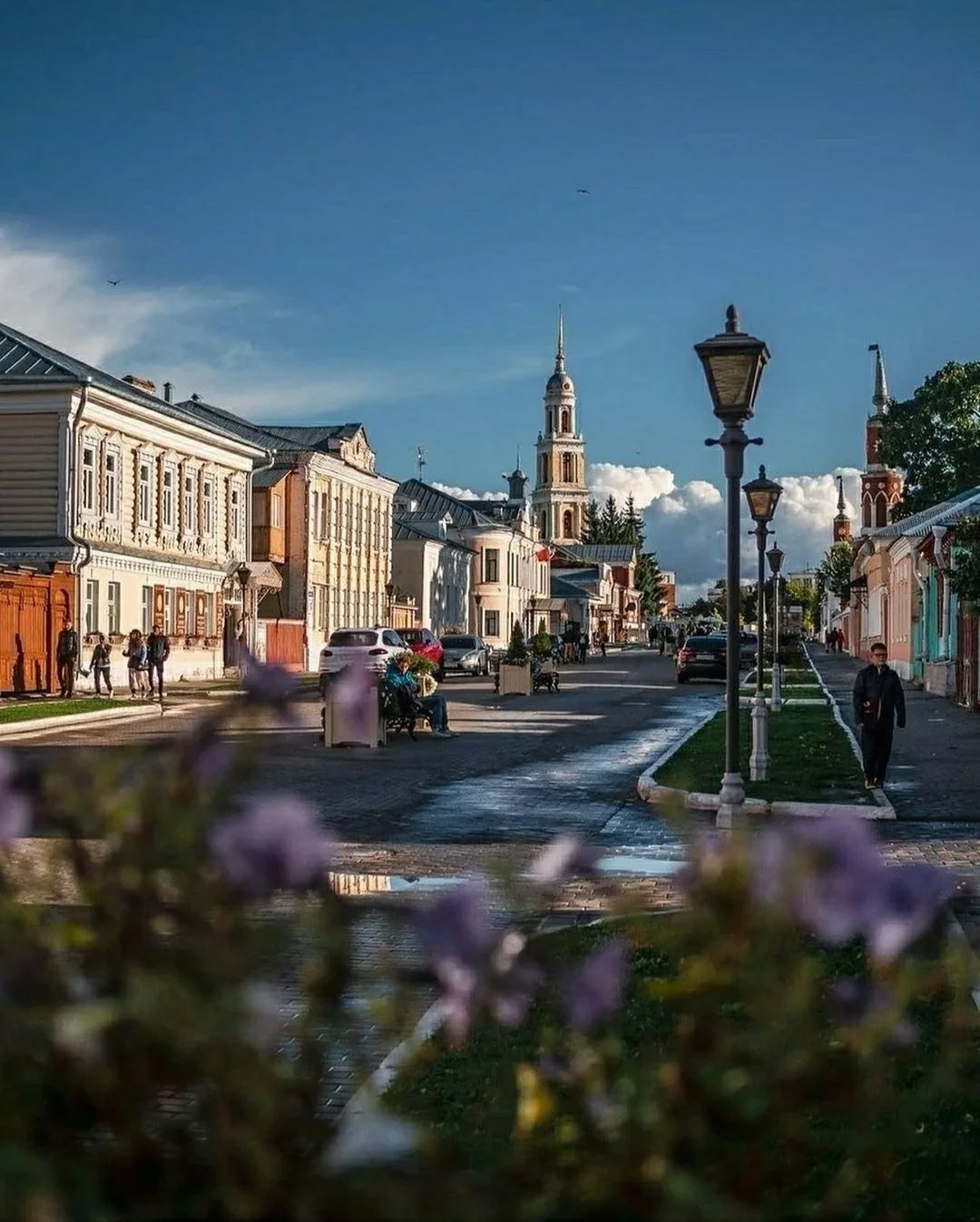 Доброе утро! Пусть сегодня найдётся время и для важных дел, и для маленьких радостей.