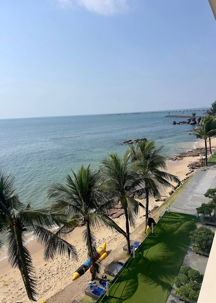 🇻🇳ТУРИСТЫ ЧАСТО ИЩУТ ИМЕННО ТАКОЙ ОТЕЛЬ НА ФУКУОКЕ 👇

Чтобы был хороший пляж и возможность погуля