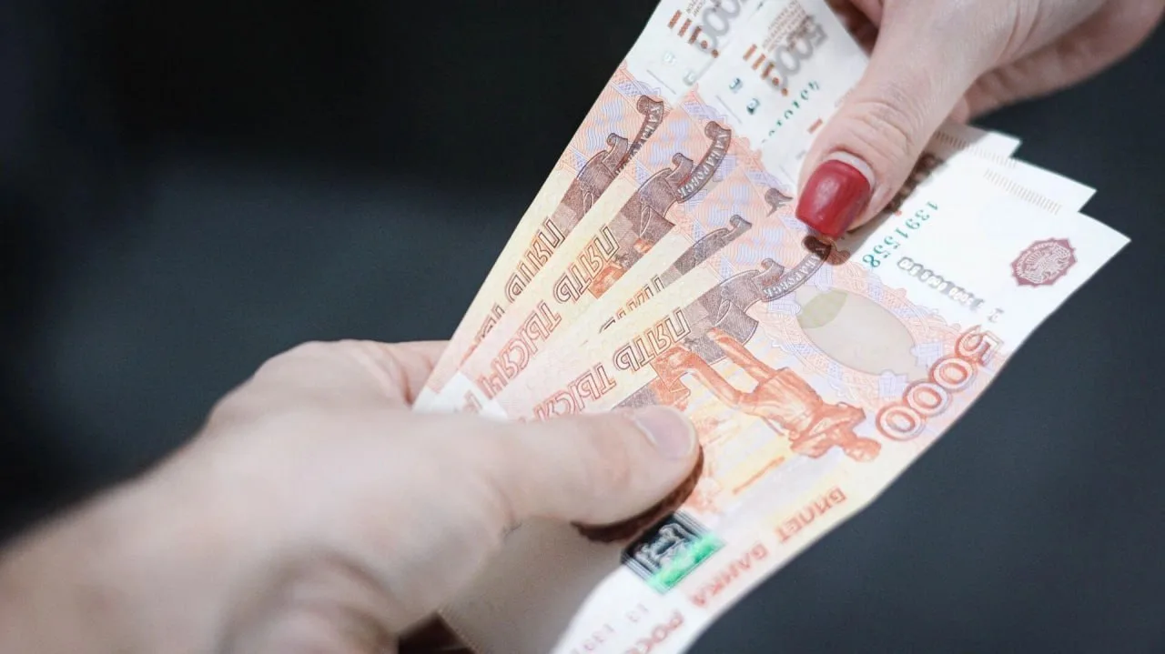 Зарплатные предложения оказались выше ожиданий в Хабаровском крае. Экономическая ситуация продолжает