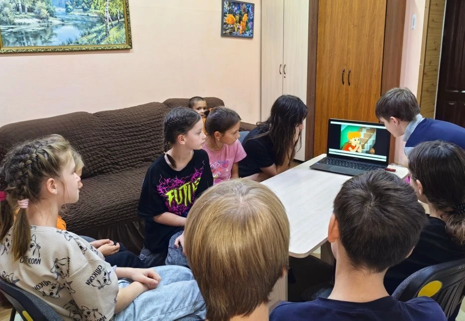 В рамках тематической «Недели безопасности» воспитатель Баркова А. В.  провела дидактич...