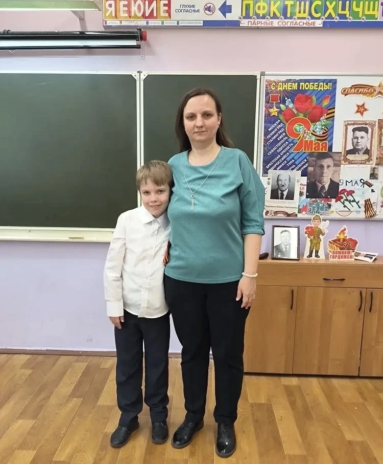 📖У наших первоклассников прошел необычный урок!   В гостях у учеников 1Б класса побывала Мария Михай