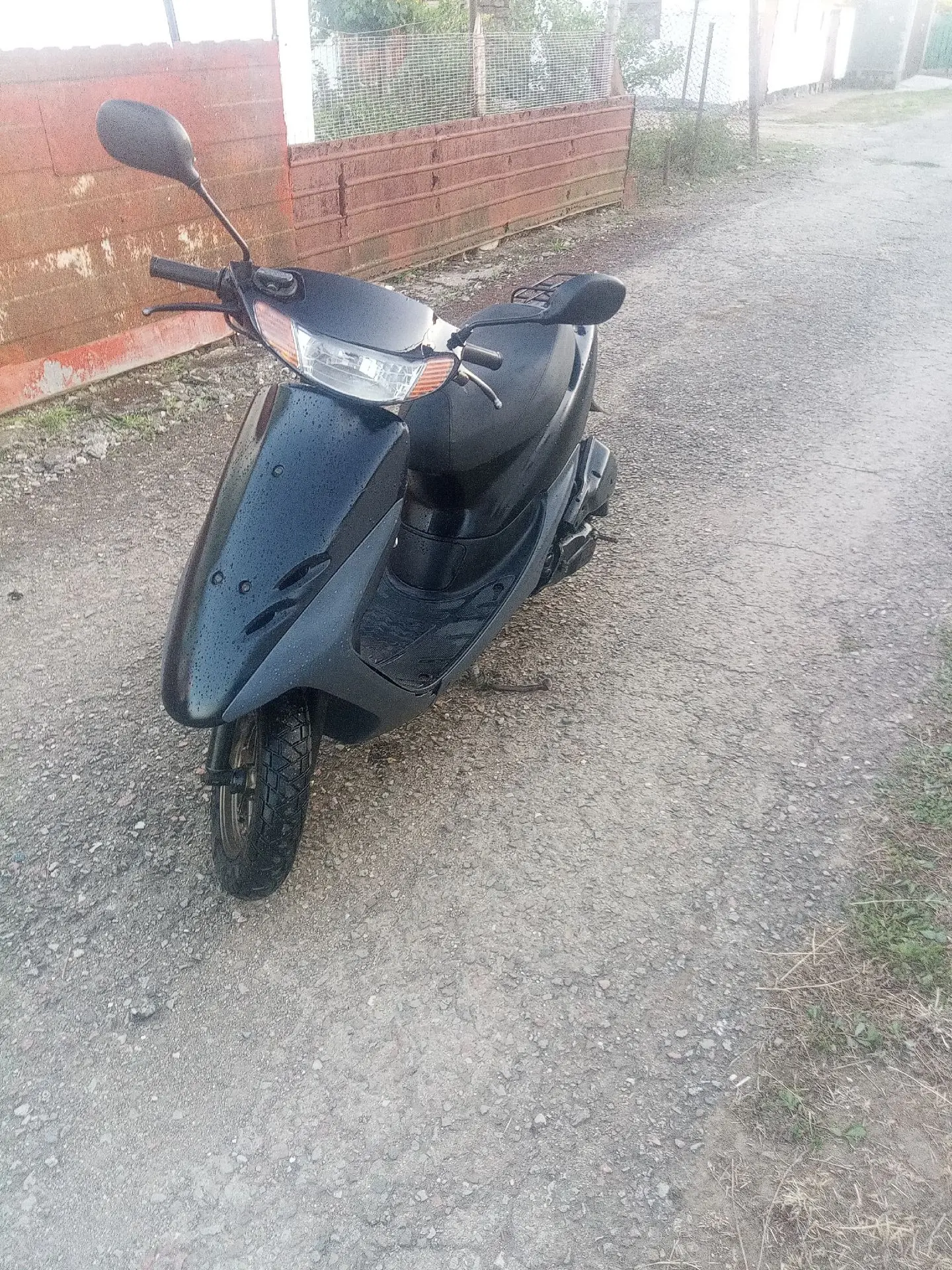 Продаётся Honda af35.
⁰ цпг 65 cc.
Новый бензо насос, новая катушка зажигания. Состояние отличное.
Ц