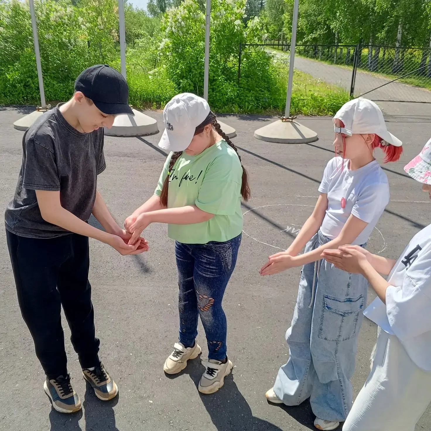 Сегодня дети в пришкольном лагере дневного пребывания «Солнышко» приняли участие в Олим...