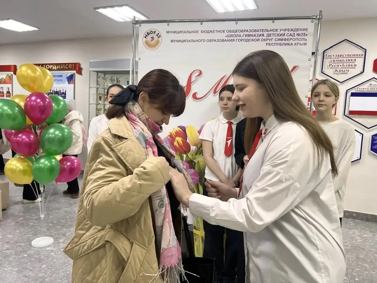 Международный женский  день🌷  📌В преддверии самого нежного весеннего праздника в МБОУ «Школа-гимнази