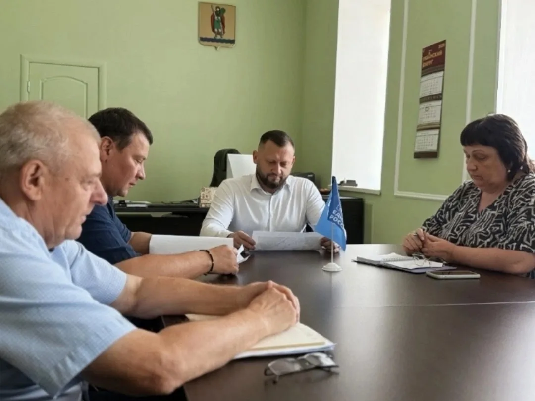 Совместно с депутатом Рязанской областной Думы Владиславом Викторовичем Фроловым приняли участие в д