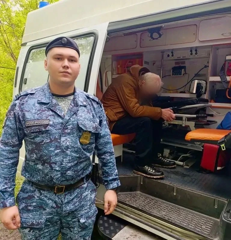 🚑 Сотрудник УФССП России по Чувашской Республике – Чувашии спас жизнь пенсионеру, оказ...