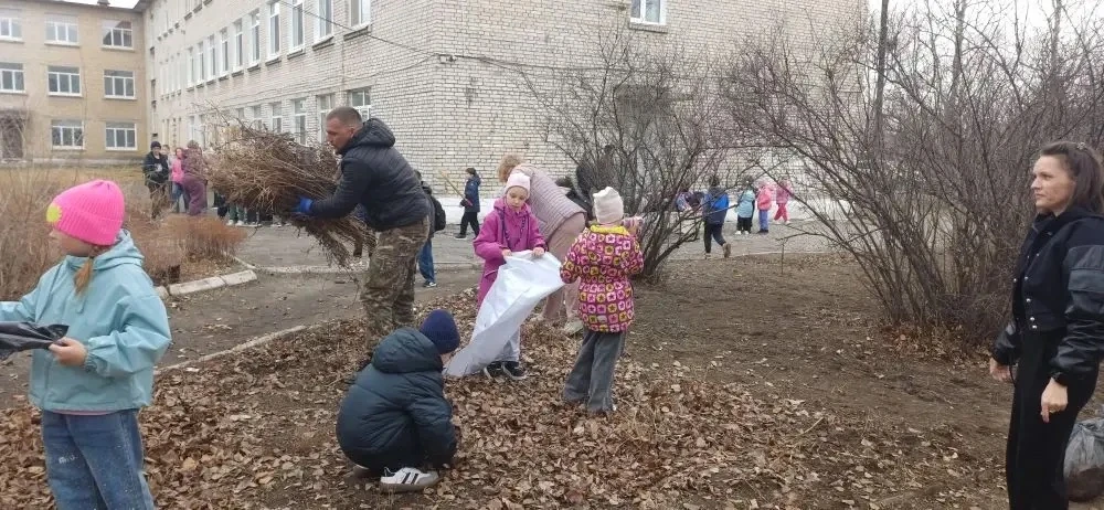 🧹🗑️17.04.2026 Субботник   ‼️🚮Субботник прошел сегодня в МБОУ «СОШ №22 имени И.И.Гребенникова» с.Кнев