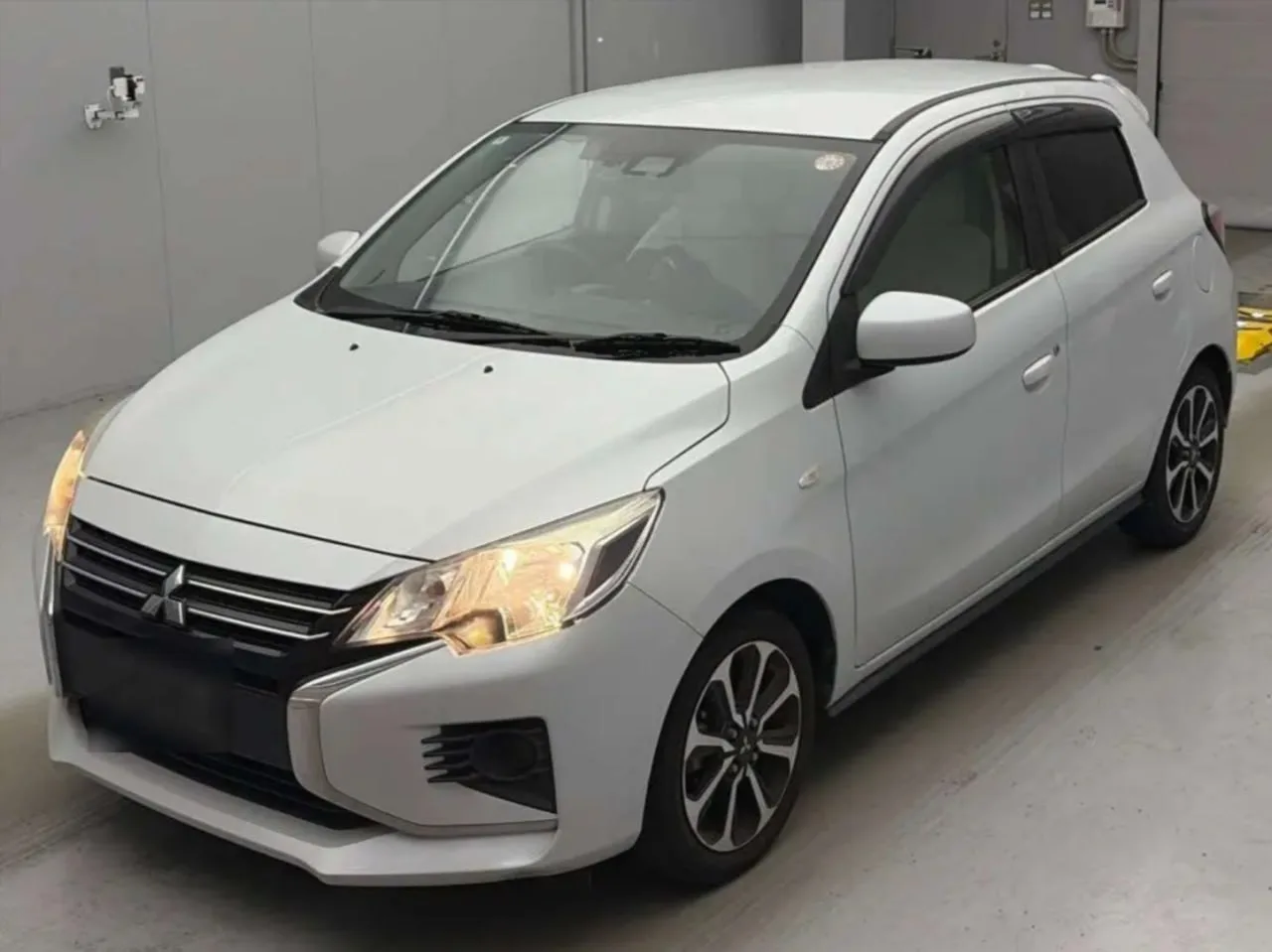 Mitsubishi Mirage