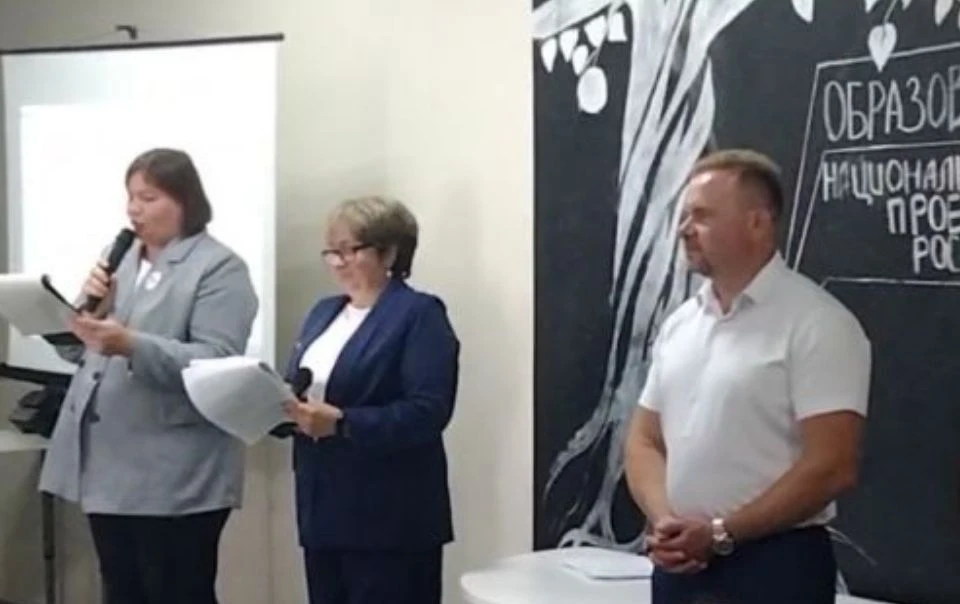 🎉 Торжественное вручение аттестатов в 9 классе! 🎉