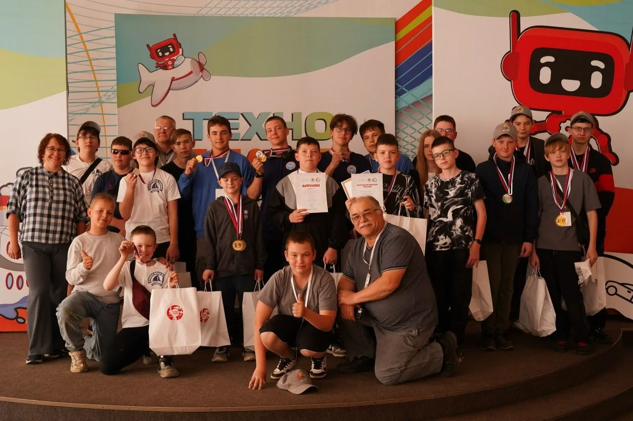 Победы СЮТ на «ТехноСтарте»! 🌟

С 26 по 28 мая 2026 года во Дворце пионеров прошёл краевой фестивал