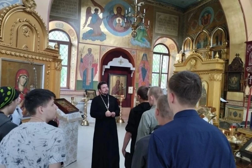 ❤️ Девятиклассники Уссурийска посетили храм Покрова Пресвятой Богородицы  21 мая ученики 9 класса ко