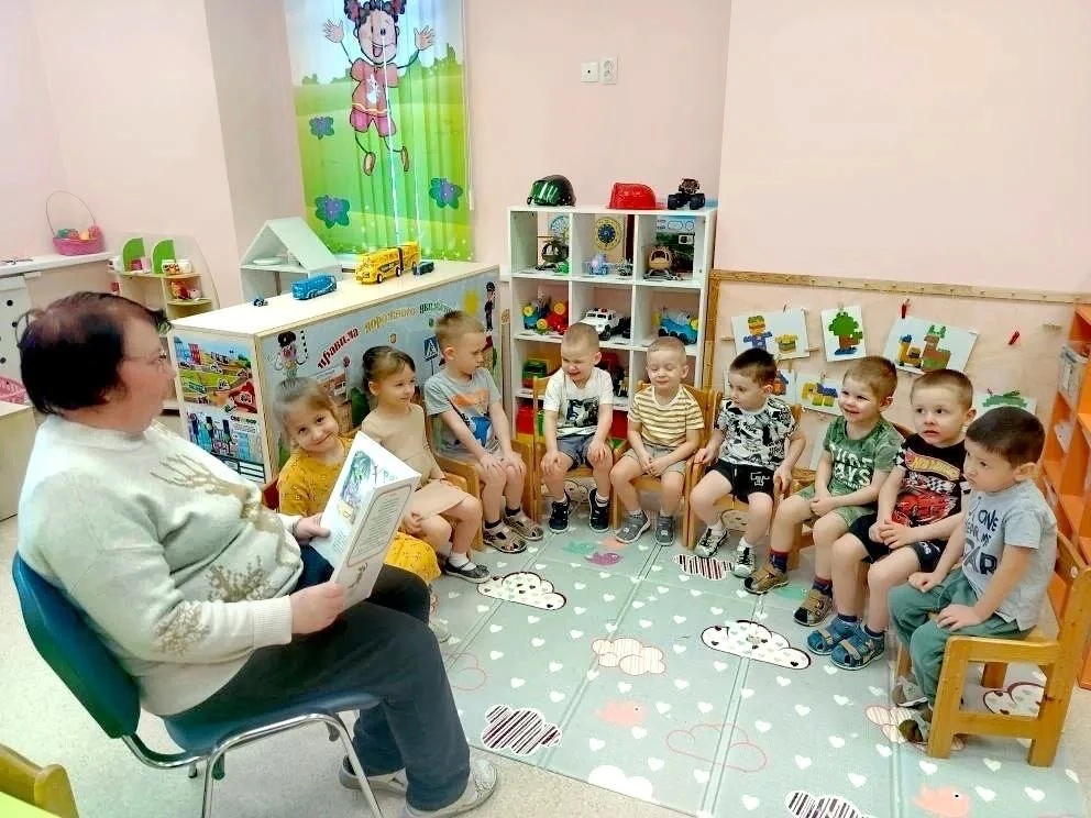 Дружная группа "Фиалка" отправилась в увлекательное путешествие, в пространство конструирования «Баб