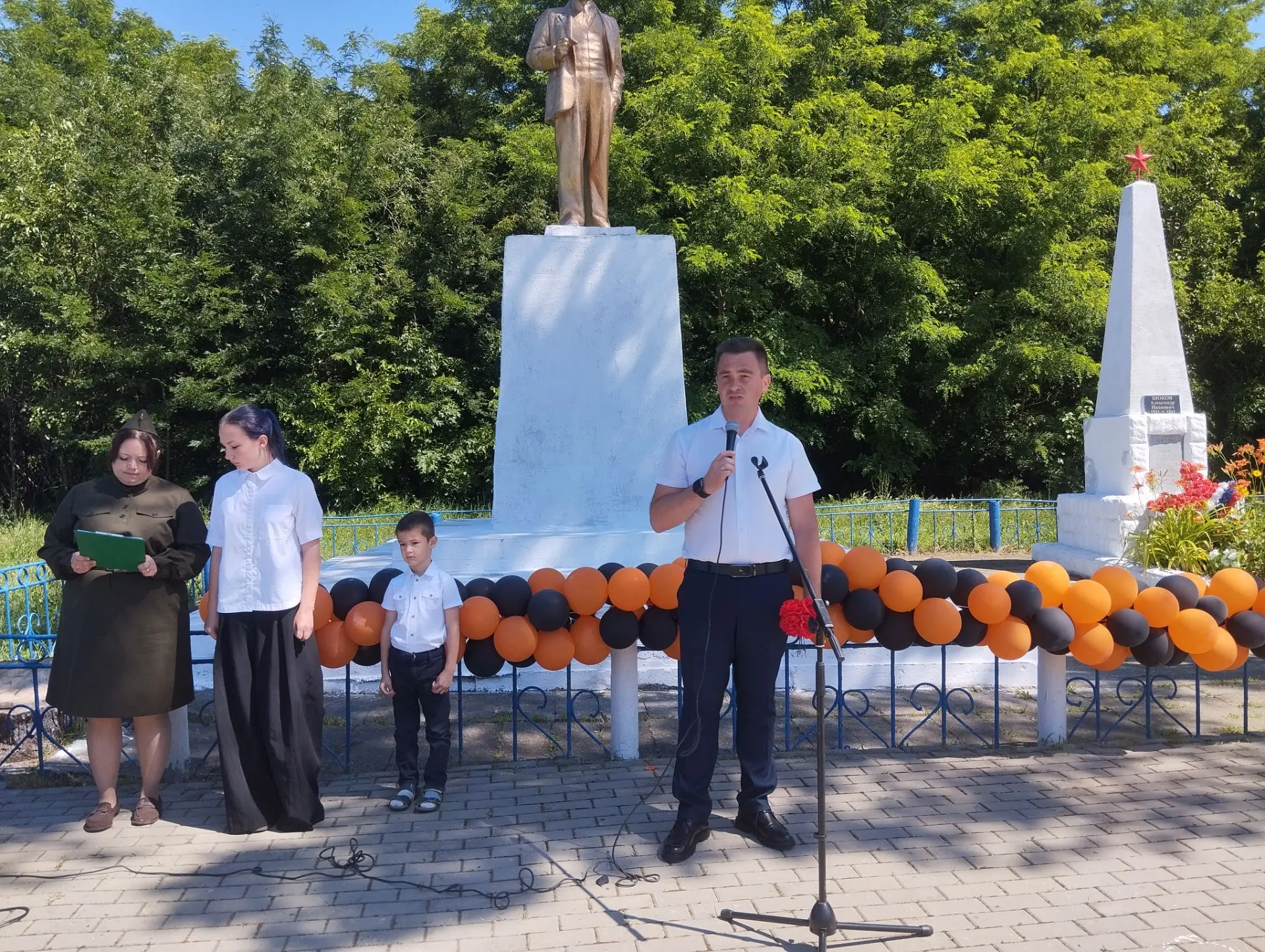 🕯В рамках памятных мероприятий, посвященных Дню памяти и скорби, 22 июня в МКУК ЦКД Николенского се