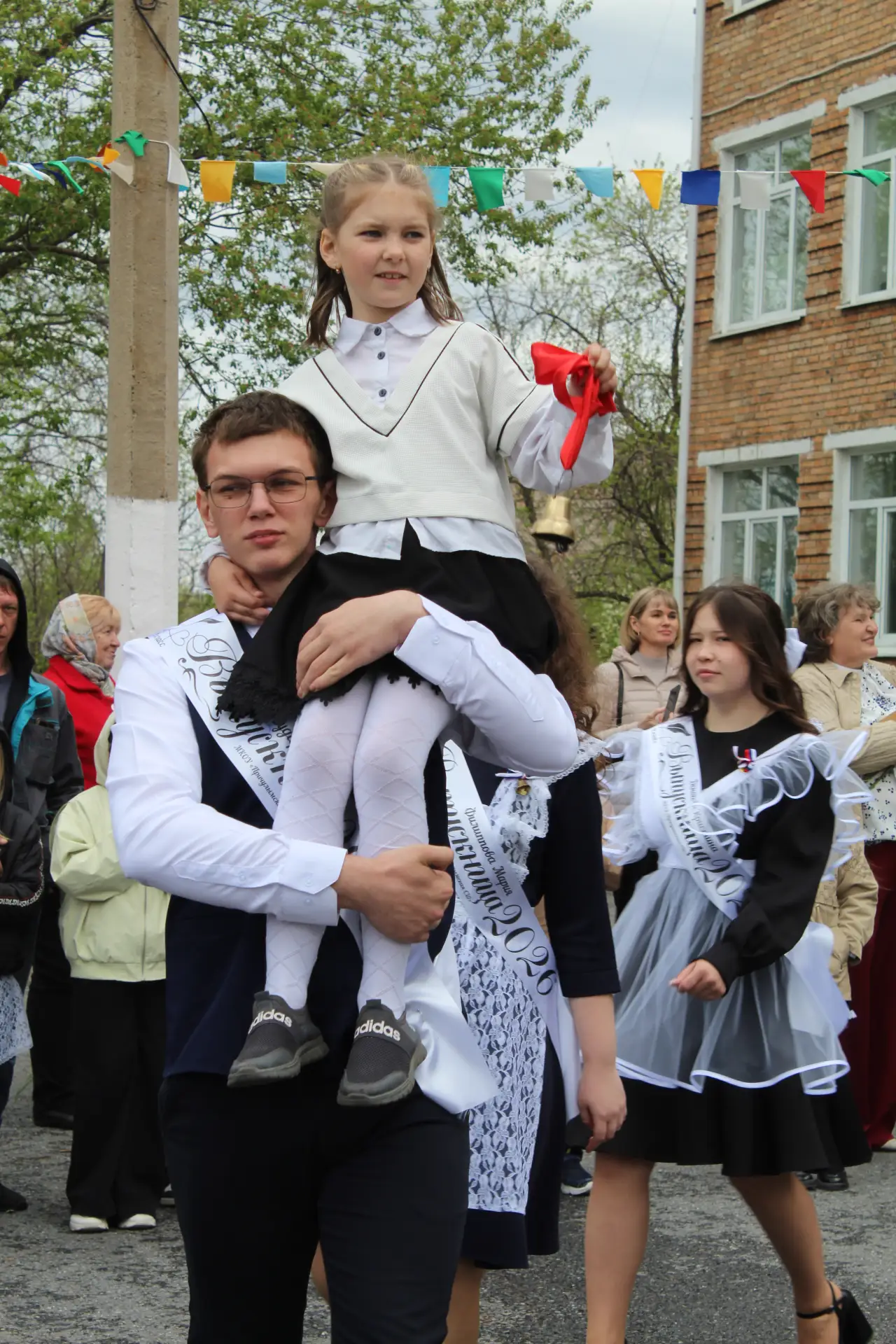 🔔 В нашей школе прозвенел последний звонок