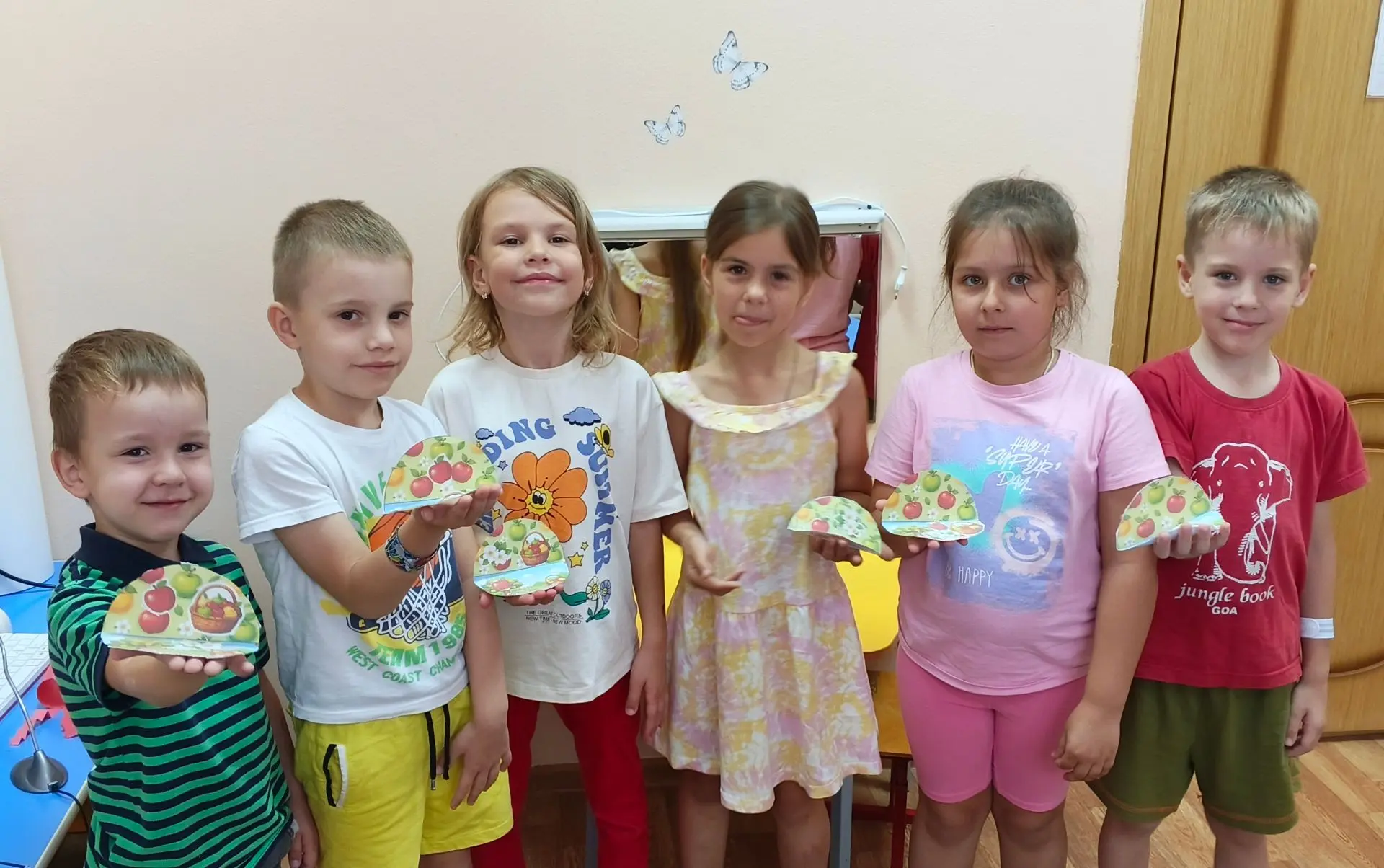 Сегодня в нашем детском саду было по-особенному уютно и вкусно. Мы отмечали Яблочный Сп...