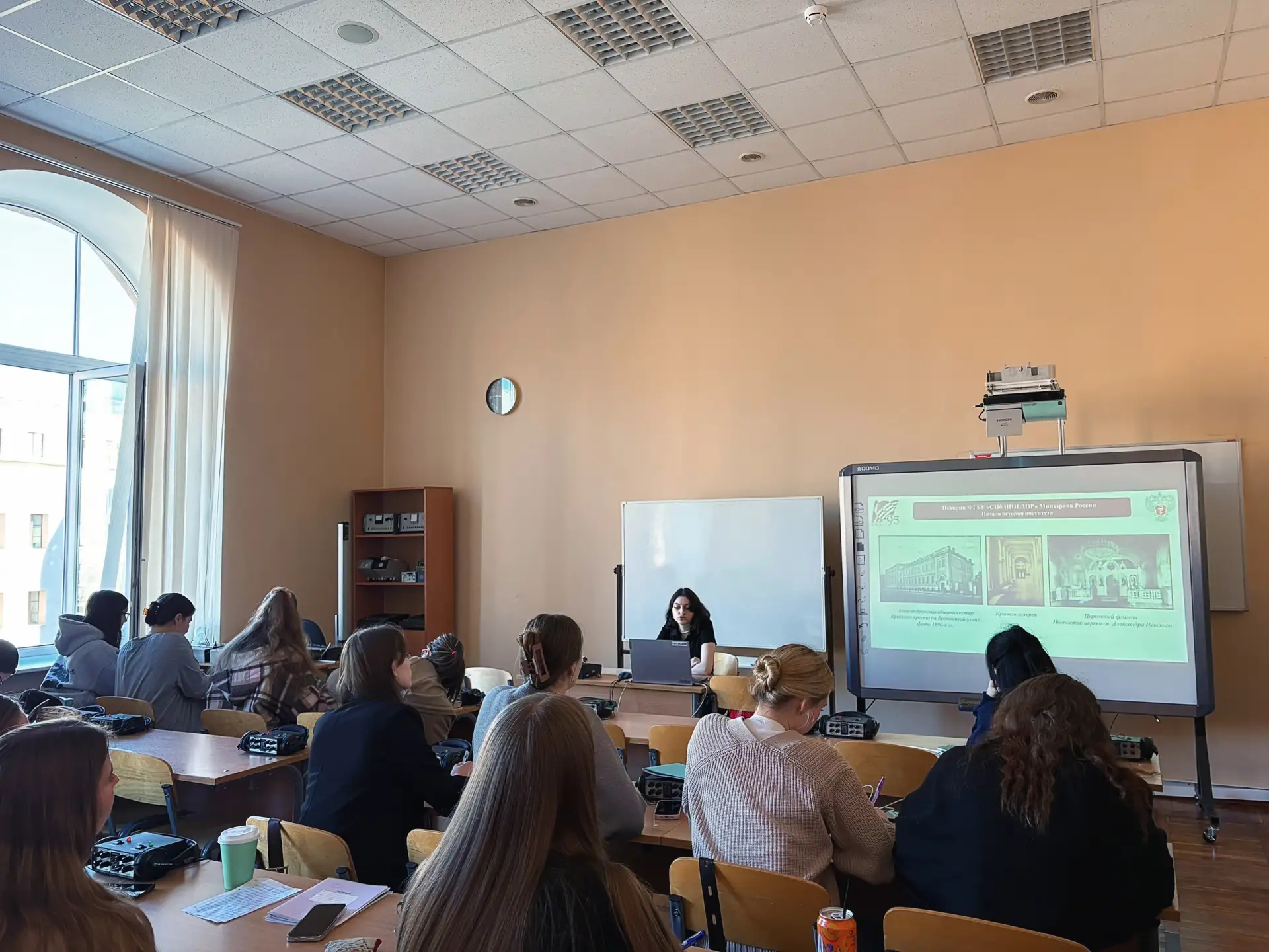 ✏ Студенты кафедры сурдопедагогики продолжают посещать встречи с потенциальными работодателями.  💫 В