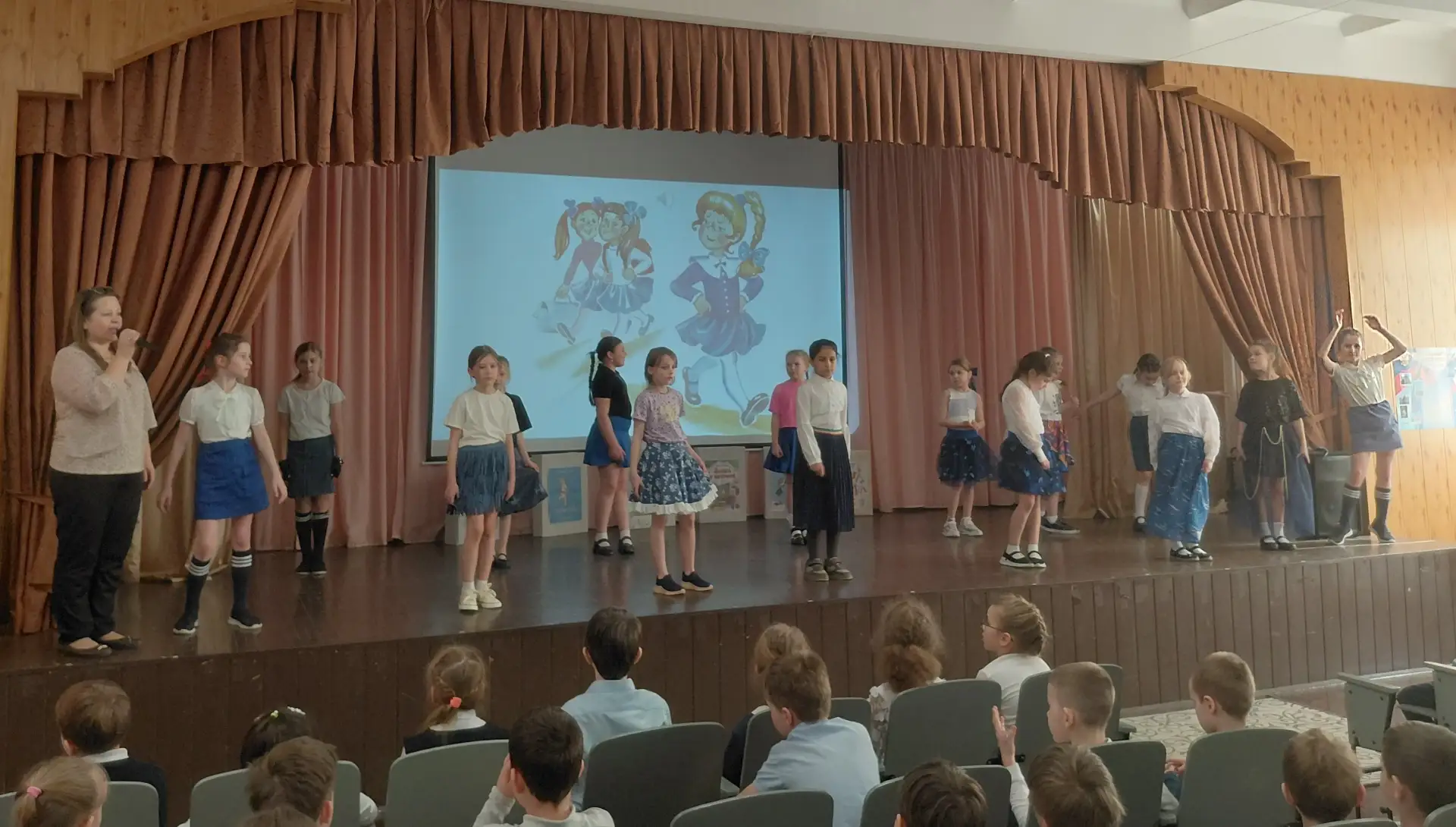 Наука — это не только учебники, но и настоящий праздник! 🧪🎭 20 марта мы ярко и шумно подвели итоги Н
