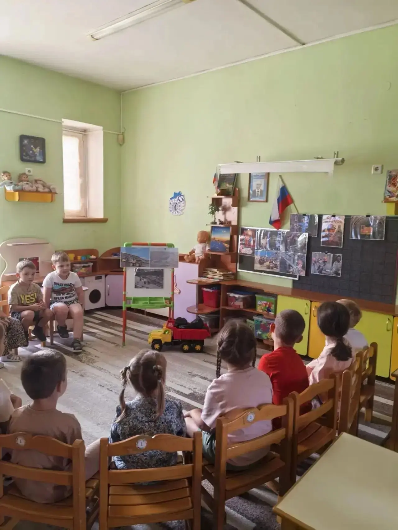 Сегодня наши ребята из корпуса «Полсолнушек»,🌻 примерили на себя важную и героическую ...