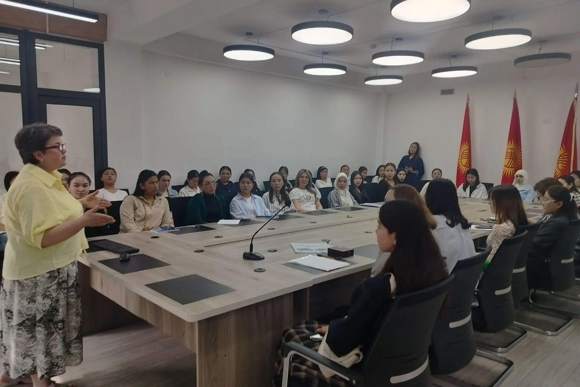 🇷🇺 🇰🇬 Преподаватели БГПУ им. М. Акмуллы популяризируют русскую литературу в Кыргызстане  Преподавате