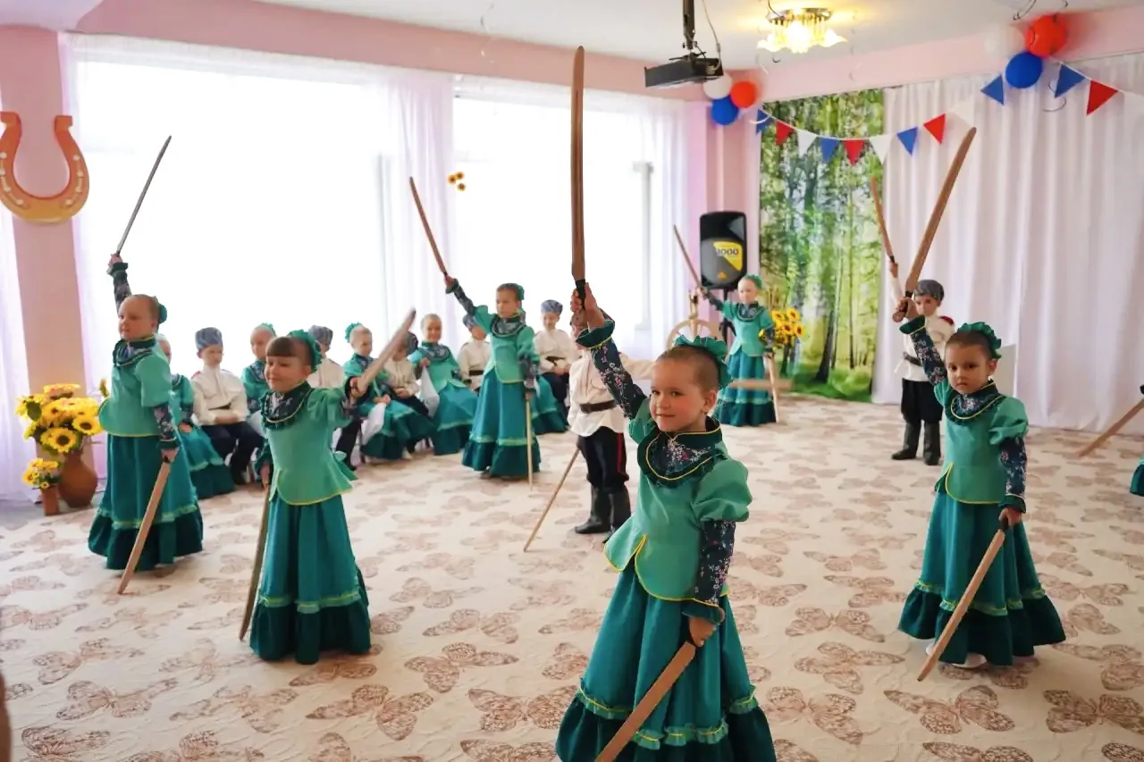 🇷🇺 В детском саду «Крепыш» открыли первую в городе казачью группу для дошколят!