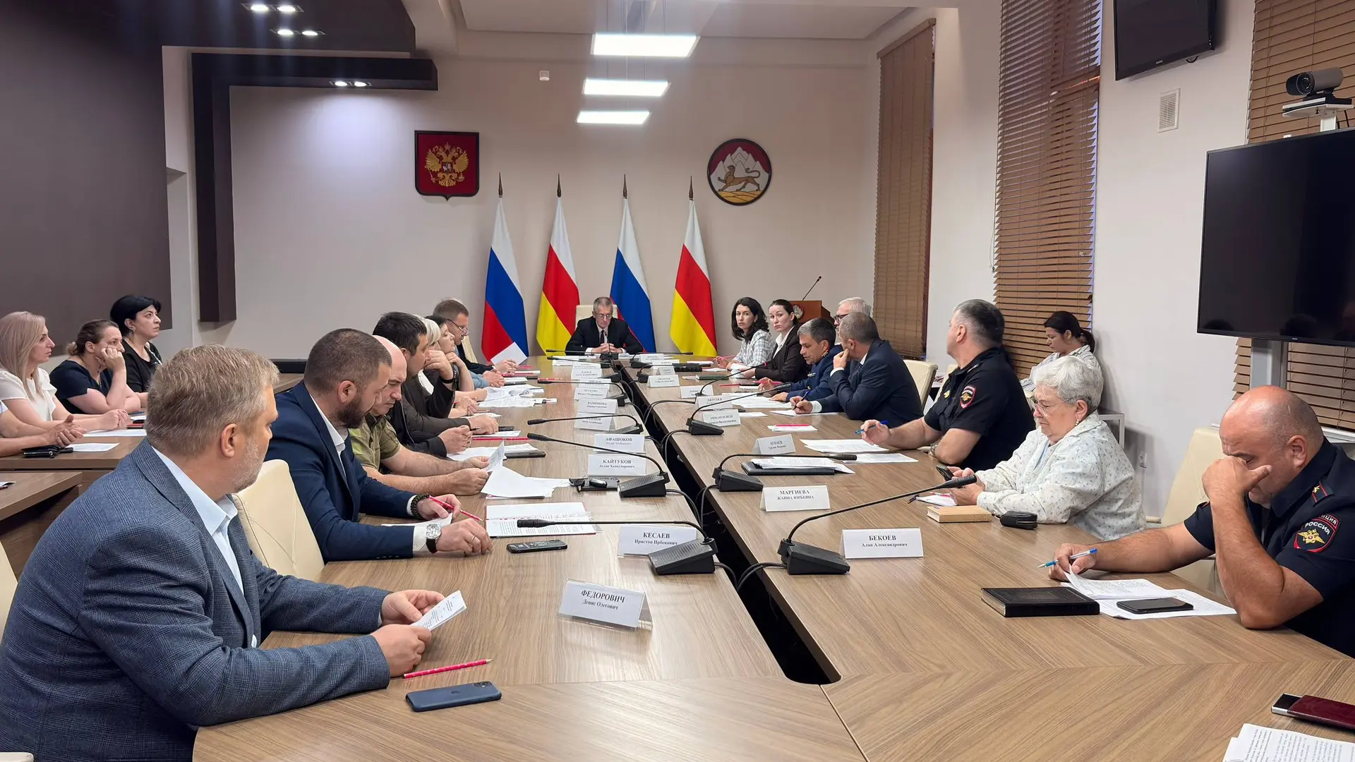 В Северной Осетии обсудили профилактику суицидов, насилия и наркозависимости среди несо...