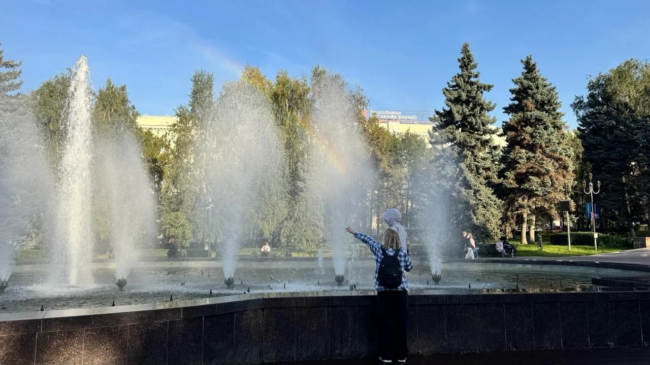 ⛲Фонтан на площади Революции в Челябинске уходит на зимовку: как его готовят к морозам