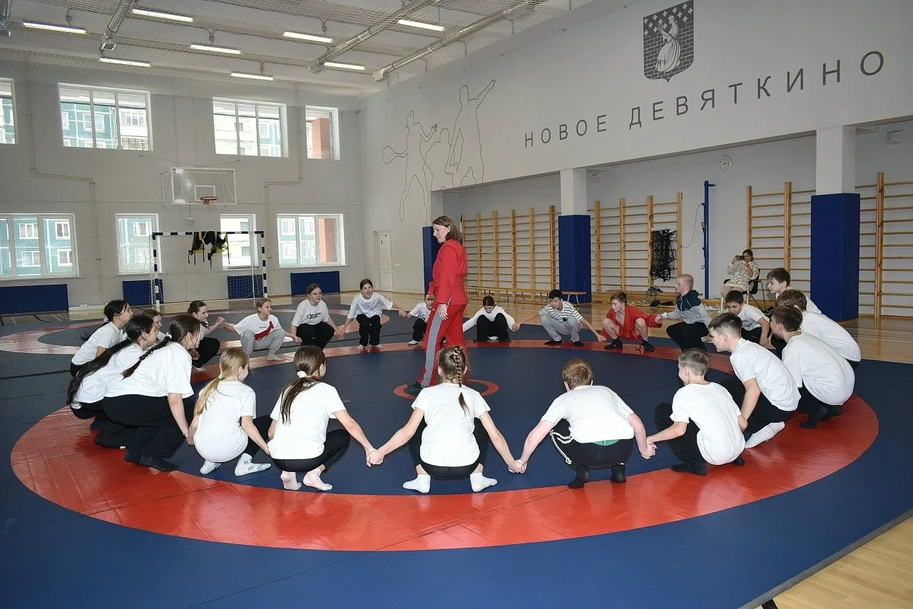 Уроки самбо в Ново Девяткино.  🥇🥈🥉Учащиеся 5-7 класса МОУ «Новодевяткинская СОШ №1» приняли участие 
