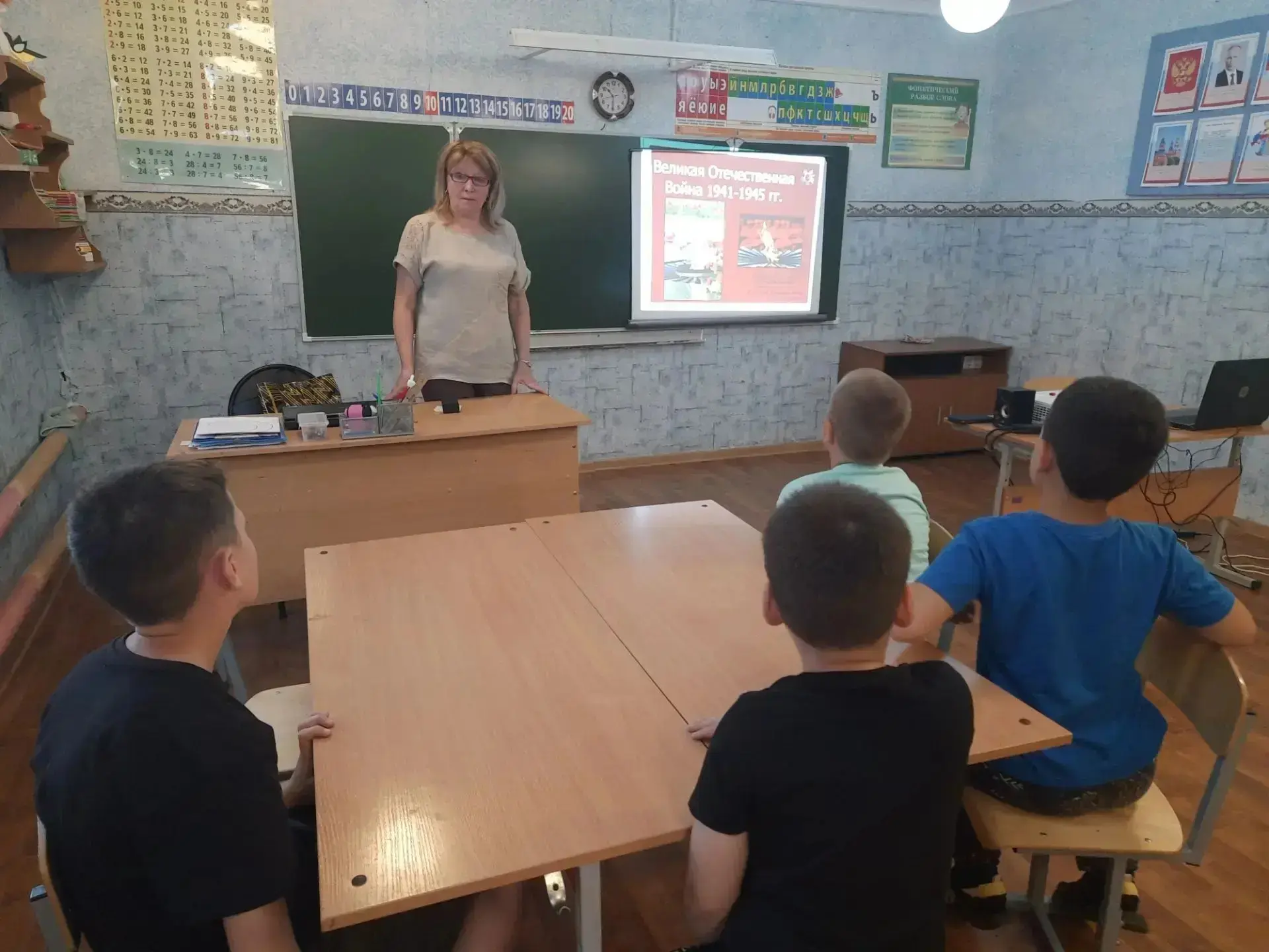 15.06.2026г. в филиале с. Михайловка прошёл познавательный час "Саратов в годы ВОВ".Ребята узнали, ч