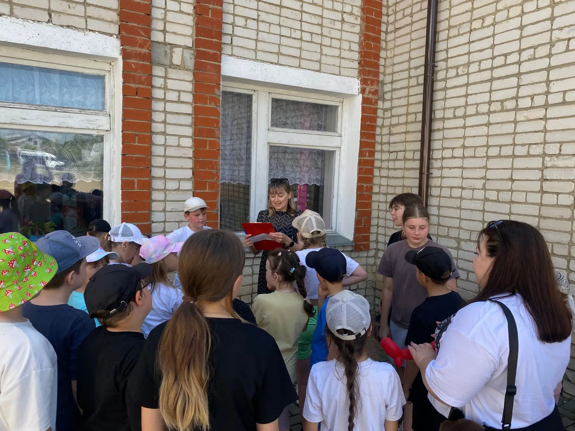 ☀️ Лето в разгаре, а наши каникулы становятся еще ярче и познавательнее!
Наши сотрудники отправились