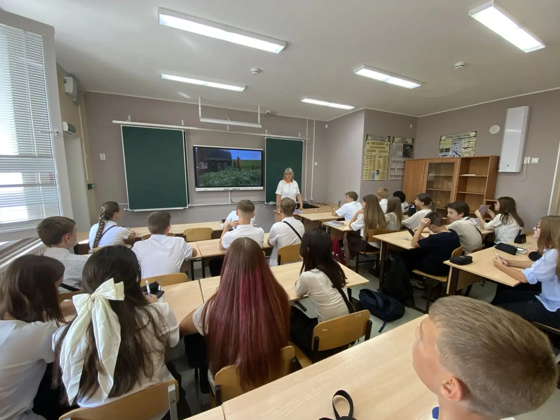💥«По следам героев»- Всероссийская акция, в которой приняли участие ученики 8-х классо...