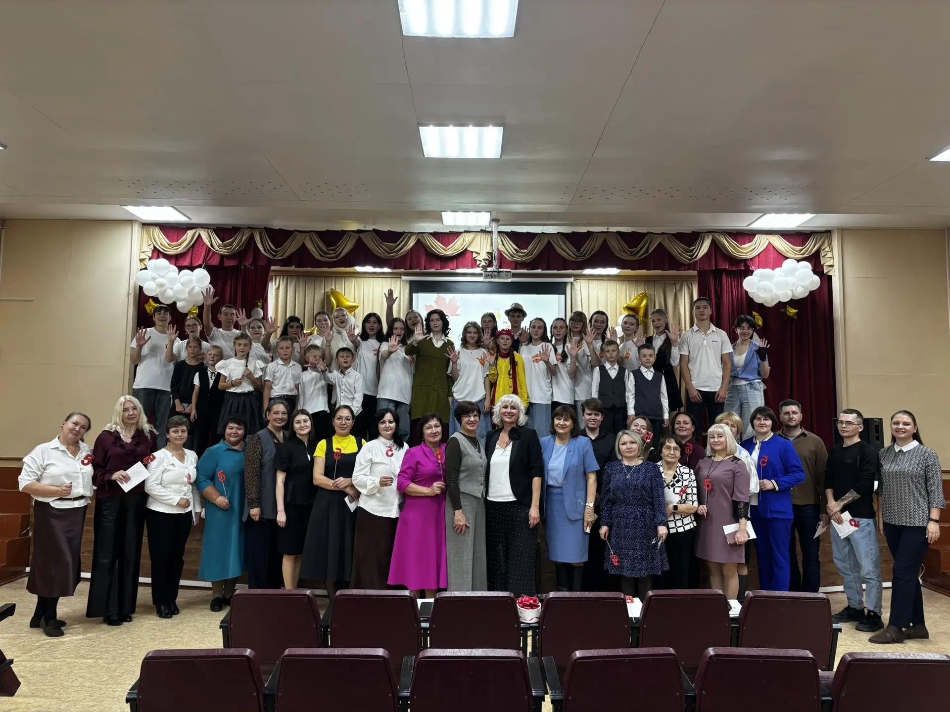 📚🖐️🎉🌟 Общее фото 📸 - традиционное завершение Дня Дублера 👍. Все самое интересное ...
