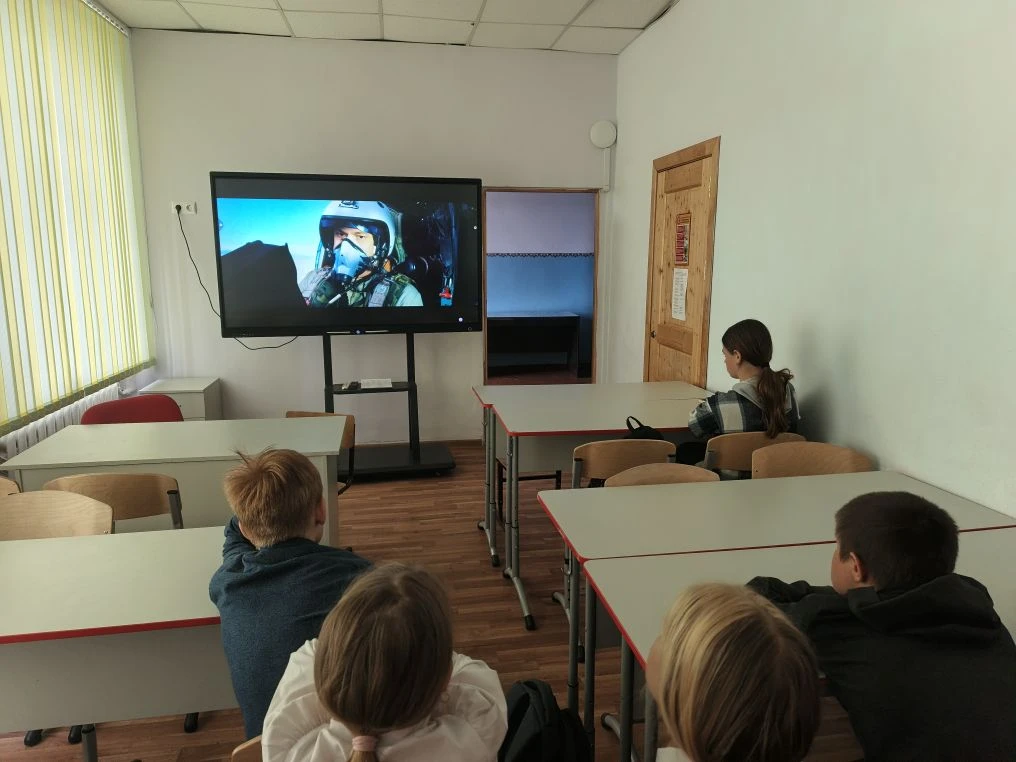 Для обучающихся 5 класса был организован просмотр фильма "Небо" ☁Это — российский худож...