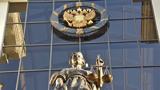 ВС не освободил от обязательств должника, оформившего четыре кредита за три дня