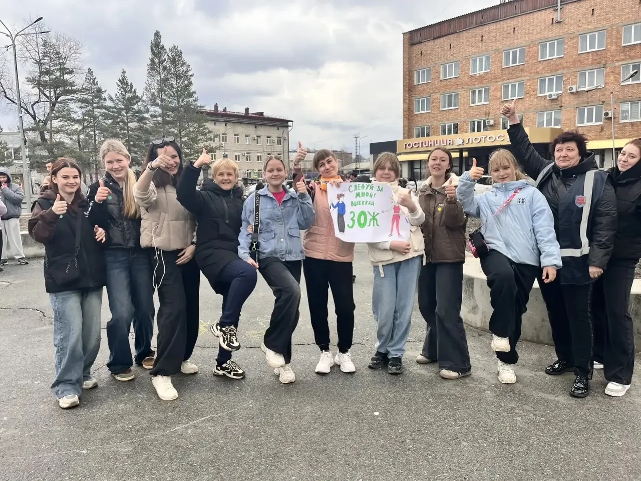 🚶🏻‍♂️‍➡️🚶🏻‍♀️‍➡️10000 шагов к здоровью.   ✍️11 апреля Состоялась традиционная акция «10 000 шагов к 