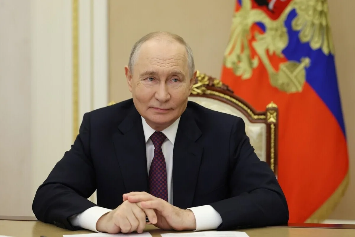 Владимир Путин сегодня отмечает день рождения, ему исполняется 74 года