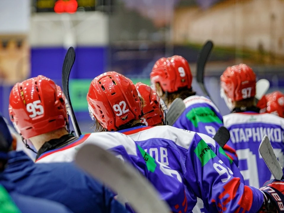 🤩🏒 Хоккеисты «Славутича» провели мощный домашний матч против «Витебска» в регулярной ...