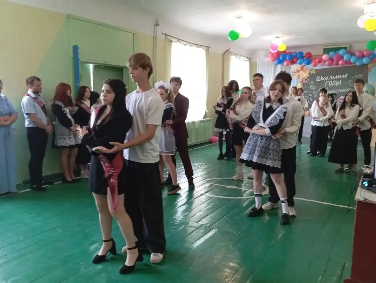 🔔❤️ПОСЛЕДНИЙ ЗВОНОК - ДЕНЬ, КОТОРЫЙ ОСТАНЕТСЯ В СЕРДЦЕ ❤️🔔