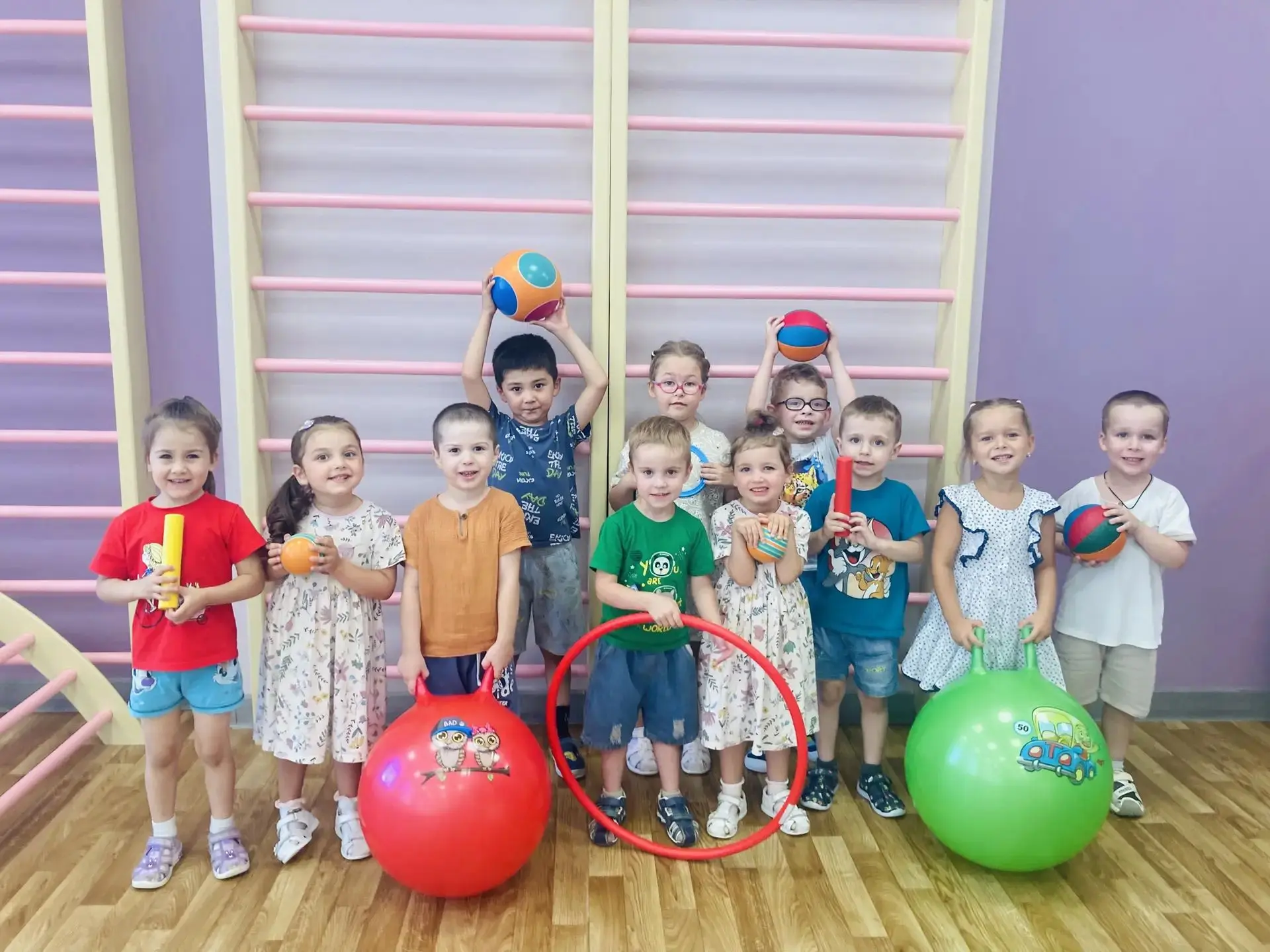 Физкульт-ура! В нашем саду прошел самый спортивный день! 🏃‍♂️