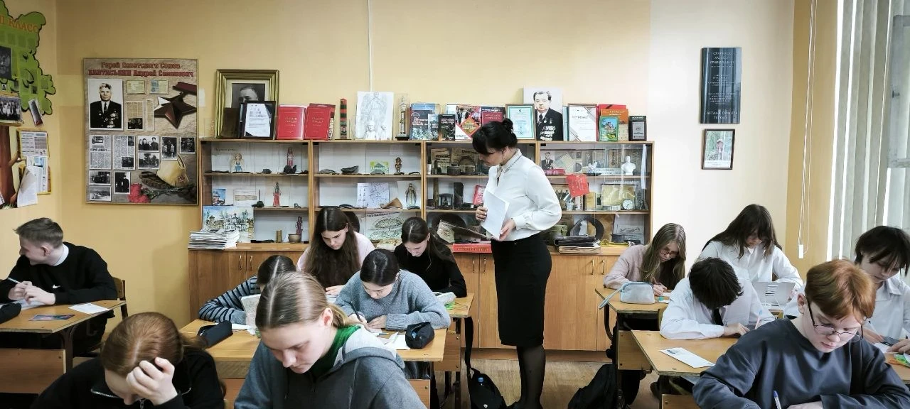 Международный женский день — это не только тюльпаны и подарки для близких, но и прекрасный повод нап