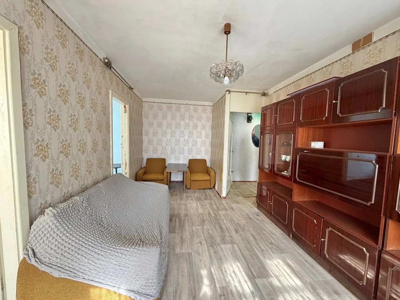 Продам 3-комн