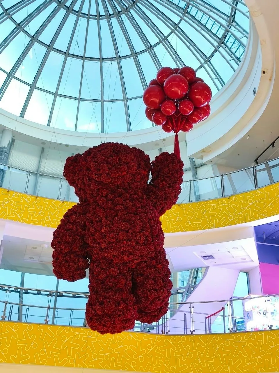 🐻🌹 Цветочный символ Перми в ТРК Семья!