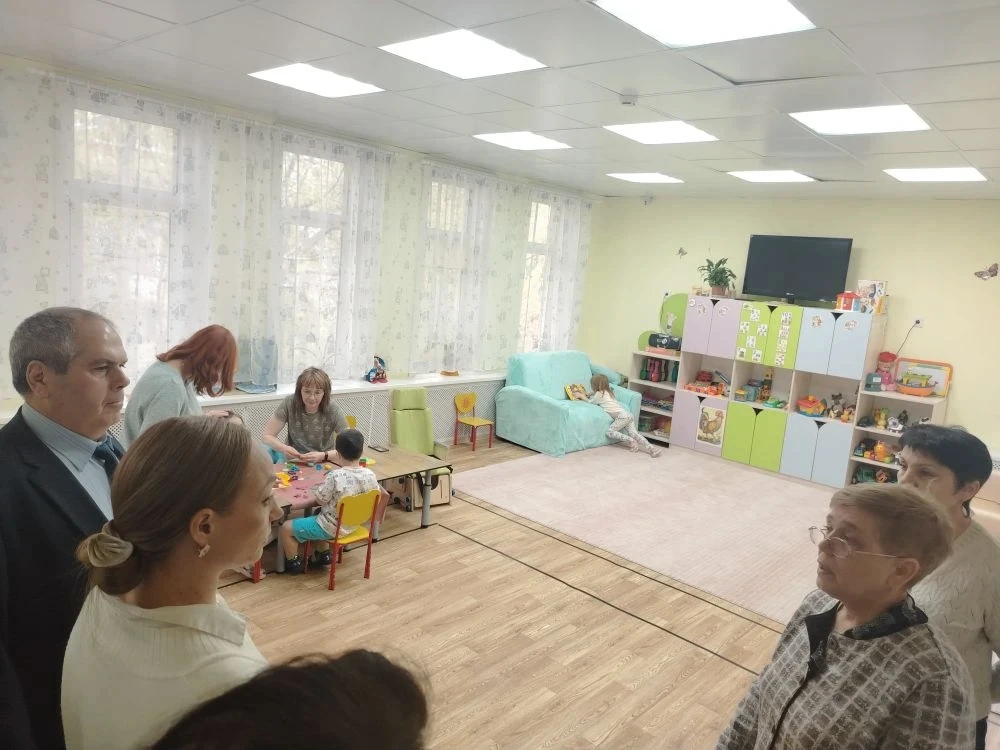 #Общественный_Совет   Члены Общественного совета при министерстве соцразвития посетили социально-реа