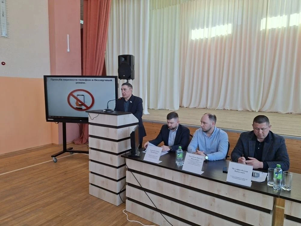 Председатель комиссии по аграрным вопросам, экологии и природопользованию Молодёжной об...