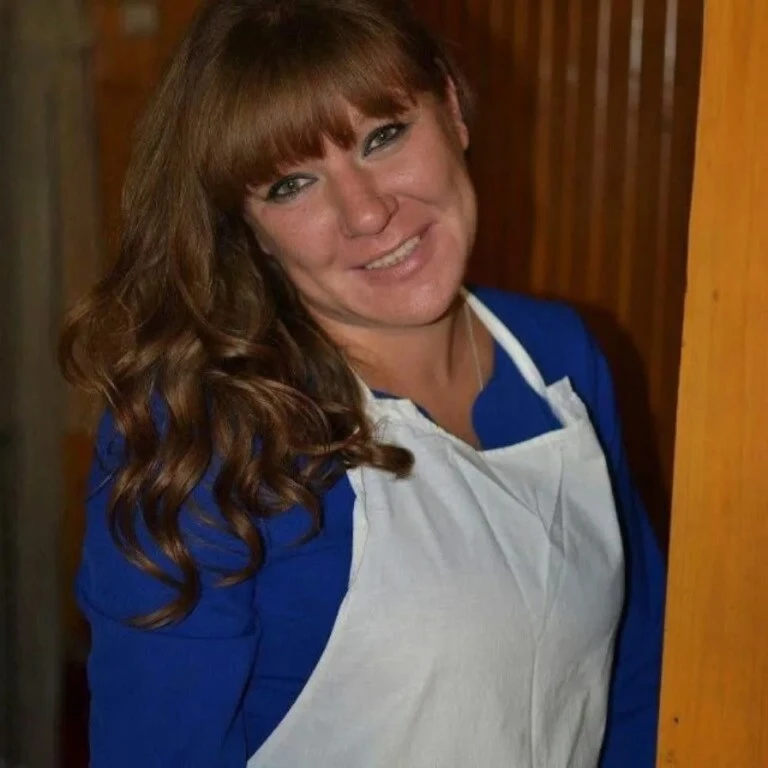 👧 Анастасия, 42