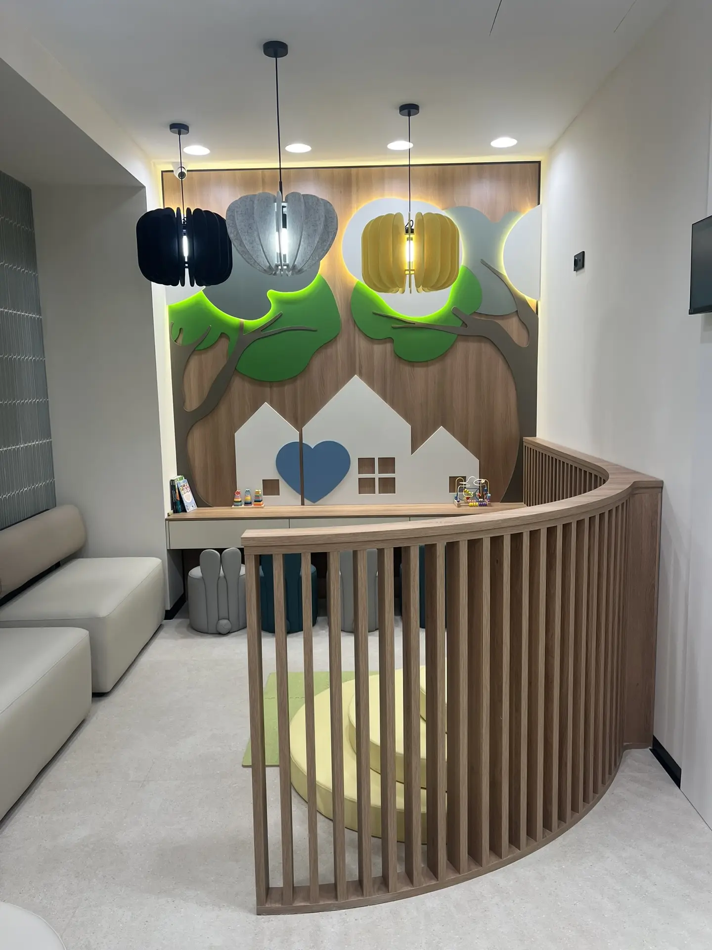 Изготовление объемного панно для детской зоны в медицинской клинике 🤩🤩🤩